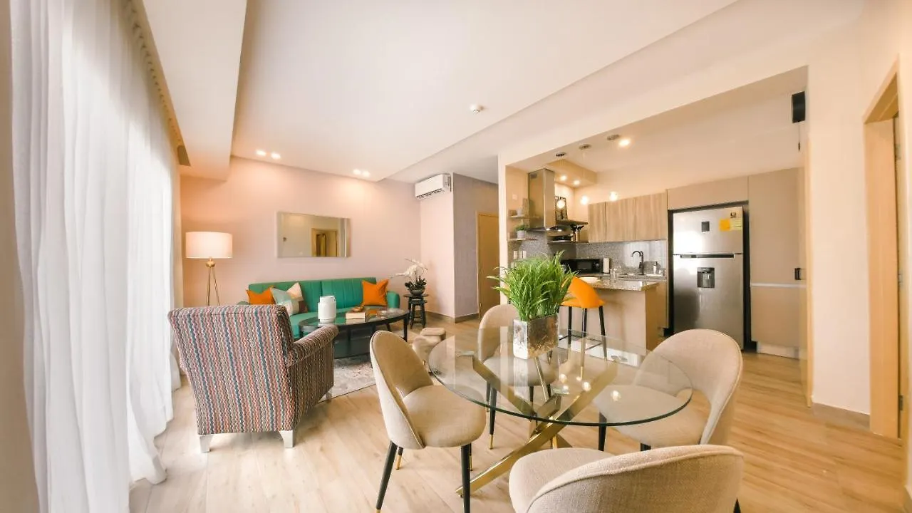 Contactos de Fully Serviced Apartment At Regatta Living II - 6C