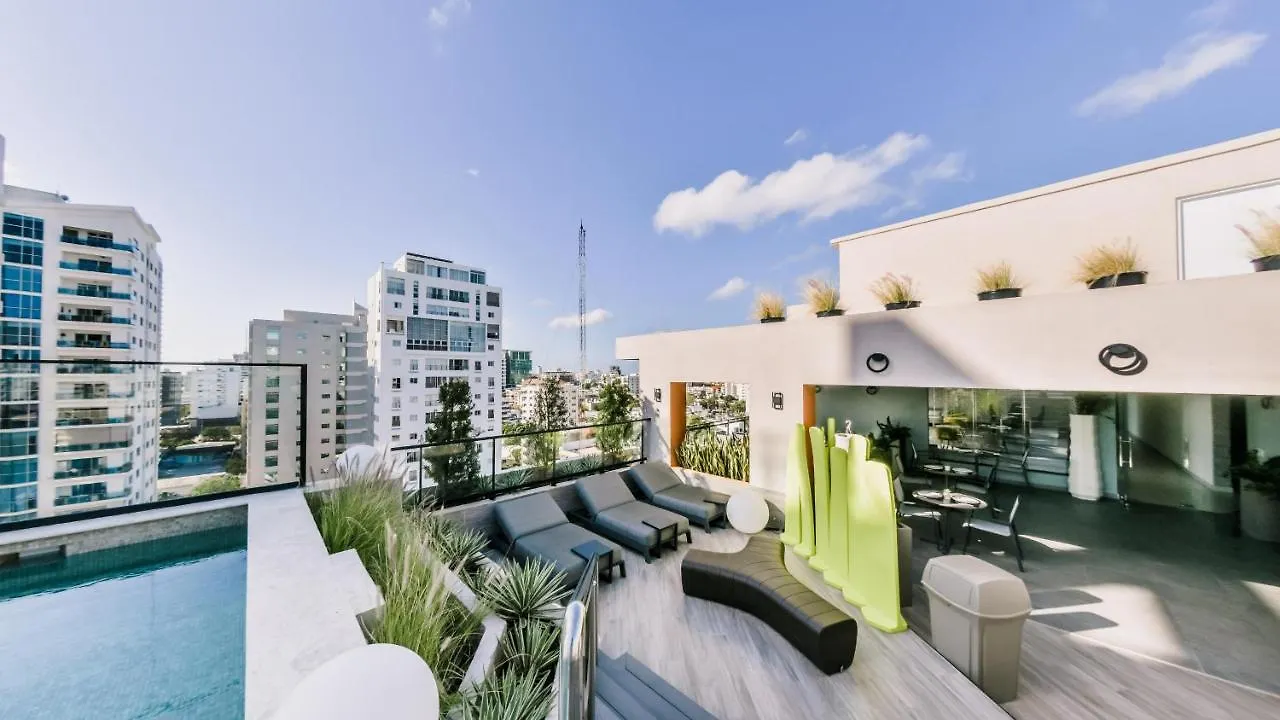 Fully Serviced Apartment At Regatta Living II - 6C Santo Domingo